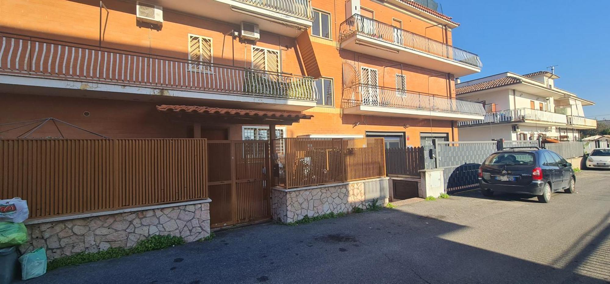 Appartamento Roma Vicino Metro C Exterior foto